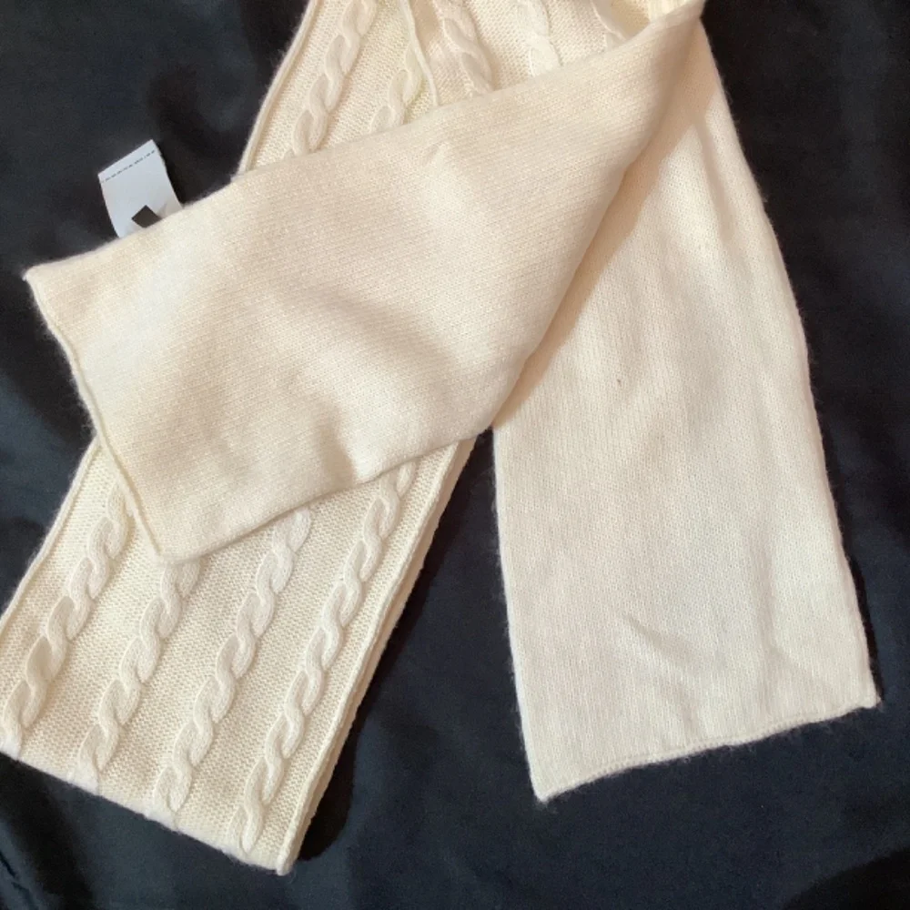 EUC Harley‎ Davidson cream Scarf BOGO